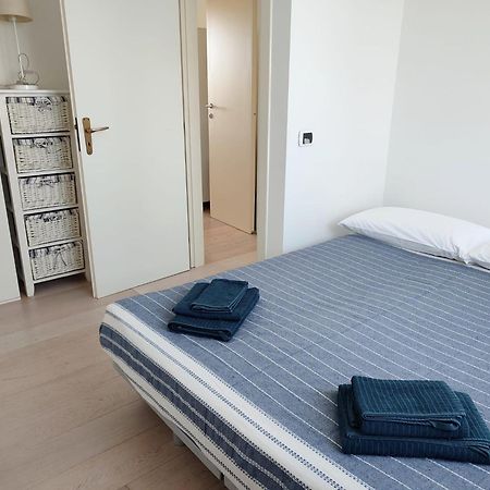 Grazioso Appartamento Vicino Al Mare San Cataldo  Ngoại thất bức ảnh