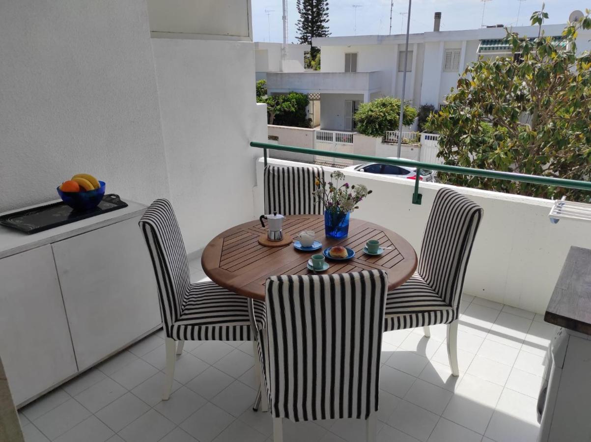 Grazioso Appartamento Vicino Al Mare San Cataldo  Ngoại thất bức ảnh