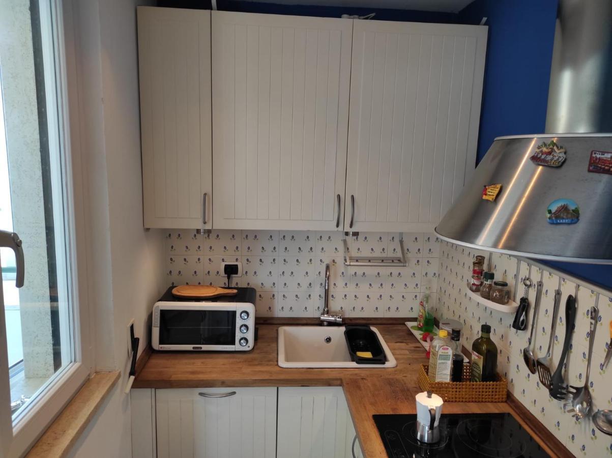 Grazioso Appartamento Vicino Al Mare San Cataldo  Ngoại thất bức ảnh