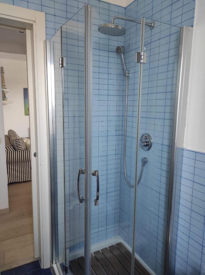 Grazioso Appartamento Vicino Al Mare San Cataldo  Ngoại thất bức ảnh