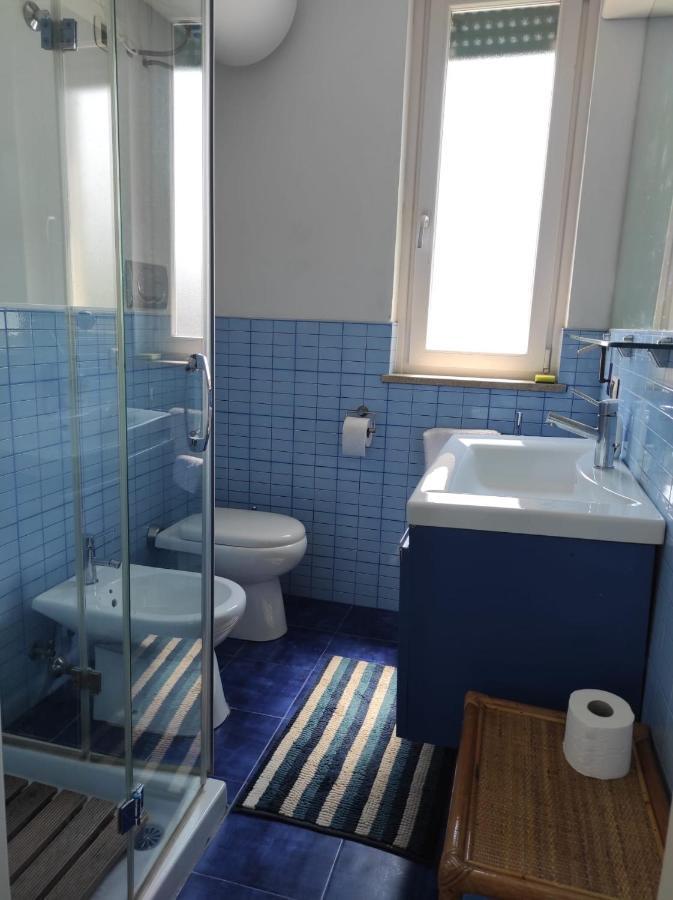 Grazioso Appartamento Vicino Al Mare San Cataldo  Ngoại thất bức ảnh